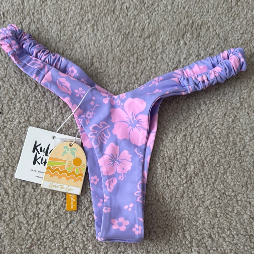 Kulani Kinis Retro Y Thong